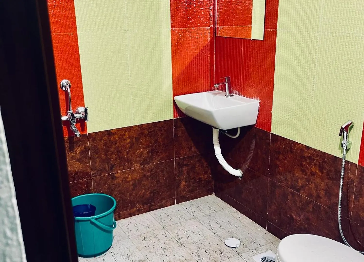 Puthookkadans Mareena Lodge Kottayam