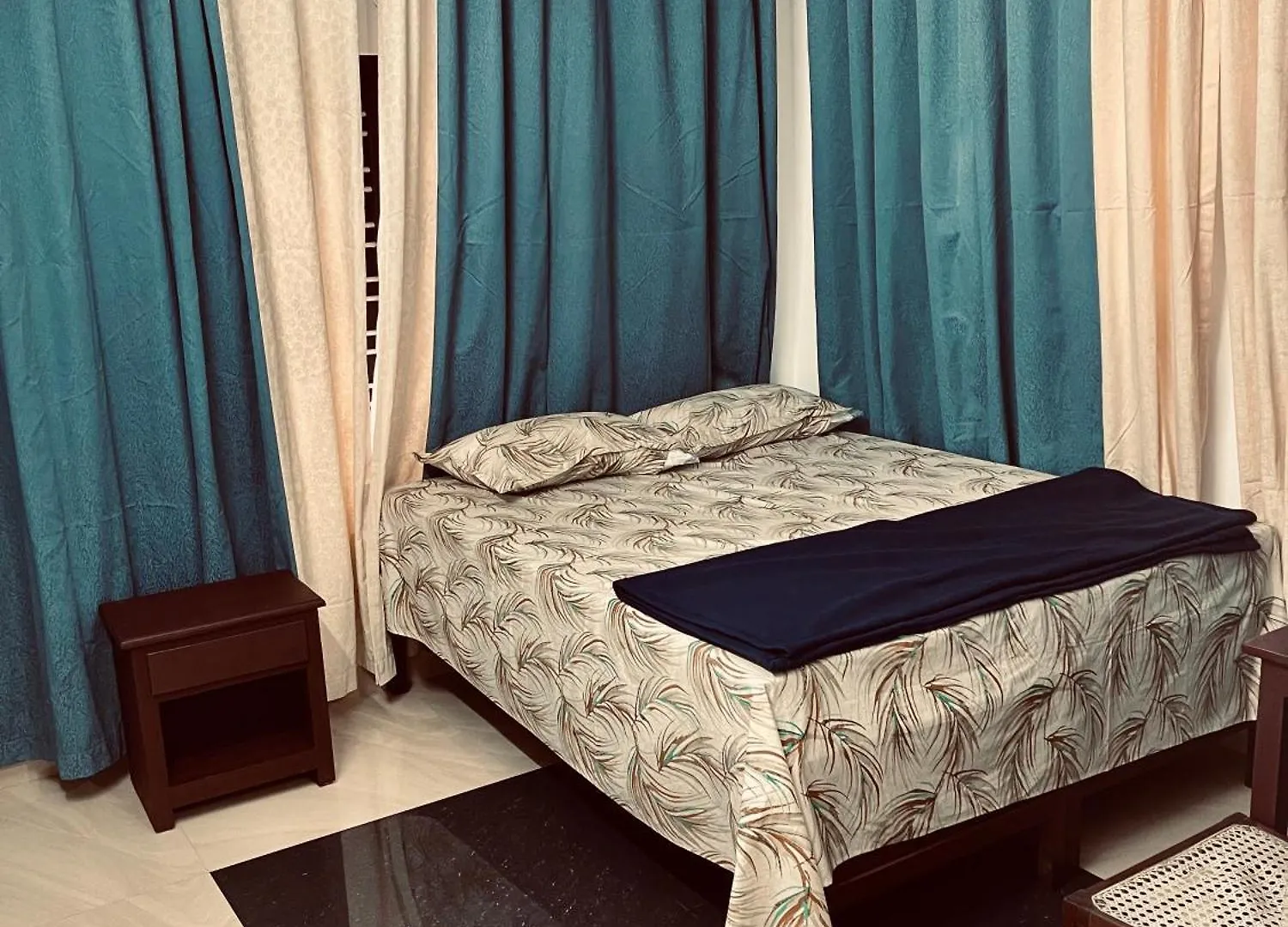 Puthookkadans Mareena Lodge Kottayam