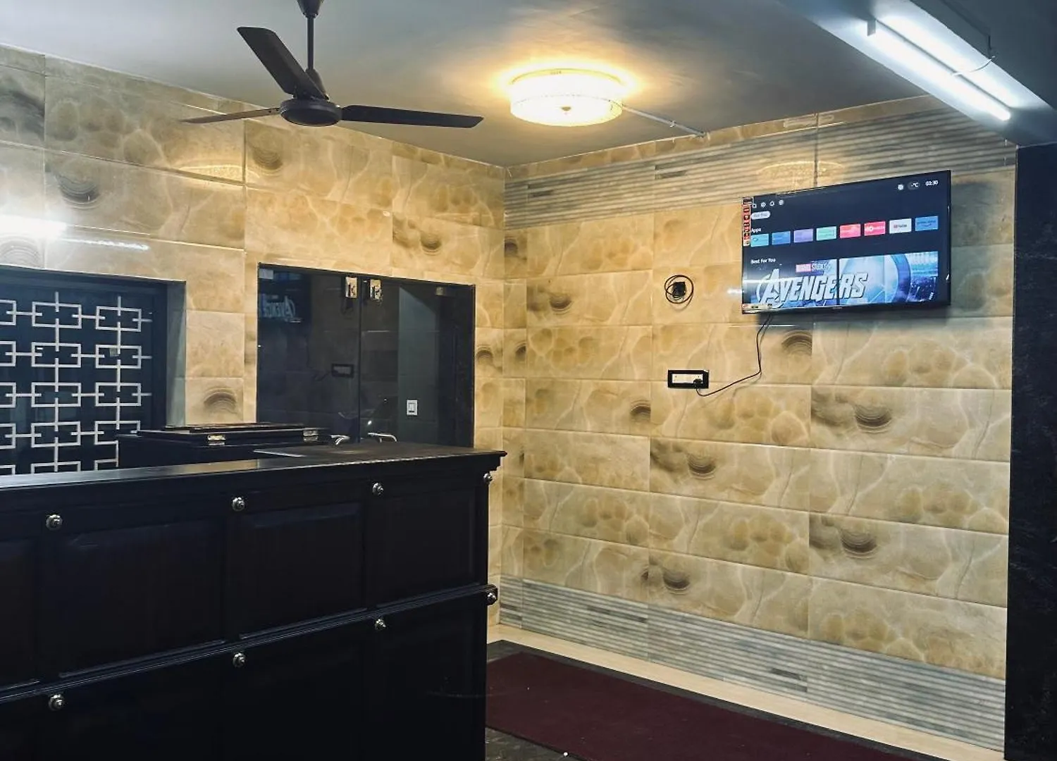 Puthookkadans Mareena Lodge Kottayam